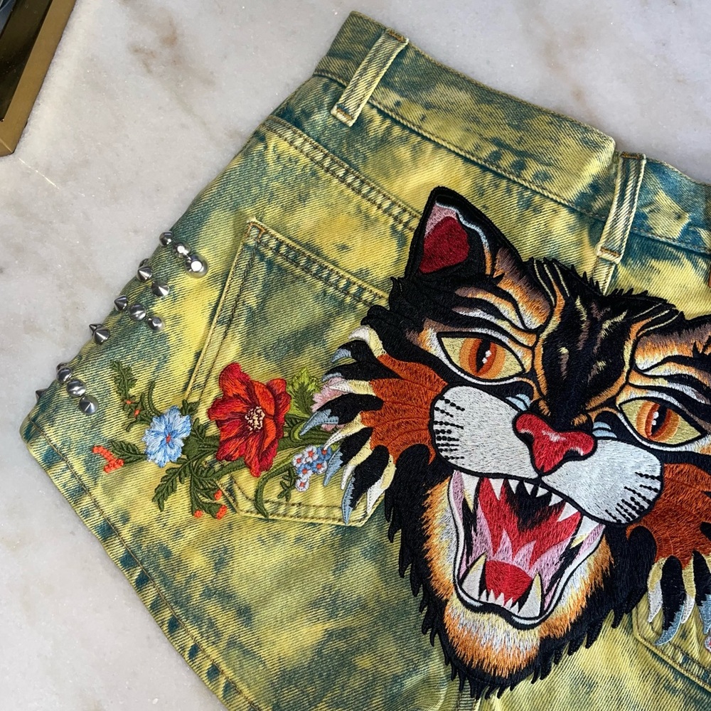 Gucci Washed Studded And Tiger Embroidered Denim Shorts in Green/Yellow - Picture 7 of 13